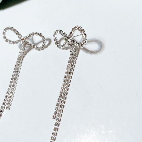 Silver diamond bow earrings S74 - Picture 2 of 3